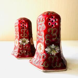 Vintage Asian Salt Pepper Shaker Set Famille Rose Wan Shou Wu Jiang Long Life